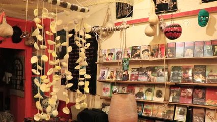 Kitap Kafe"Ye Atık Malzemelerle Süsleme
