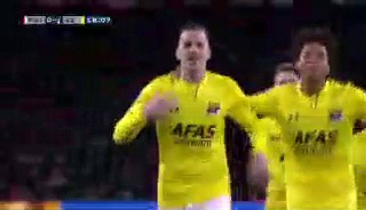 PSV Eindhoven beat AZ Alkmaar 3-1 in Dutch Eredivisie