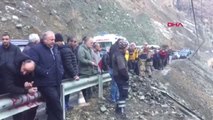 Artvin Aracın Çarpmasıyla Çoruh Nehri'ne Düşüp, Öldü