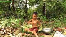 Primitive Technology - Smart boy cooking chicken wing - Eating delicious