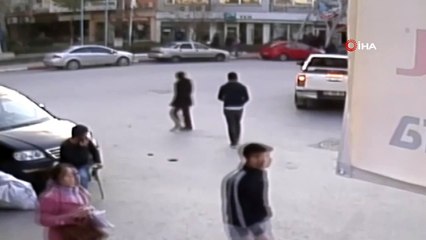 İş adamının bankadan çektiği parayı böyle çaldılar