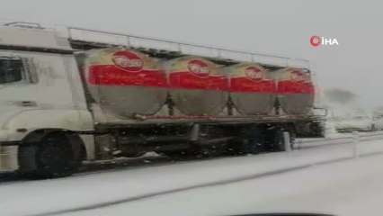 Kara hazırlıksız yakalanan sürücüler yolda kaldı