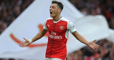 Fenerbahçe'nin Peşinde Olduğu Mesut Özil, Arsenal'den Ayrılmak İstemiyor