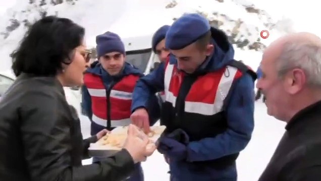 Karın Keyfini Böyle Çıkardılar