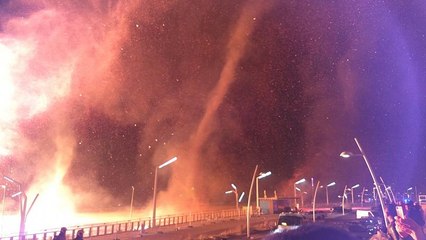 Scheveningen: Neujahrsfeuer außer Kontrolle