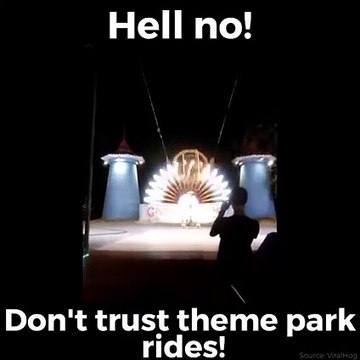 Quand le cable d'un manège lâche en pleine fête foraine...