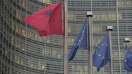 Rumania merr presidencën e BE - News, Lajme - Vizion Plus