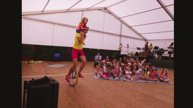 Animation cirque participative OU démonstration de cirque interactive