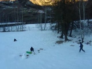 a fond a fond dans la boule de neige