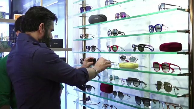 SPOTTED: Suniel Shetty @Launch of his New Store Spectra Designer Eyewear Boutique