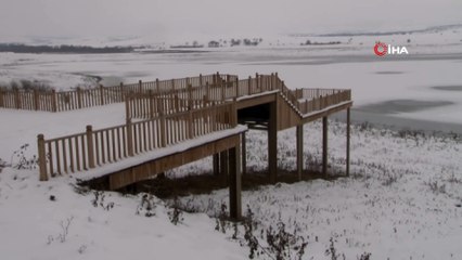 Elazığ'da donan Cip Baraj Gölü havadan görüntülendi