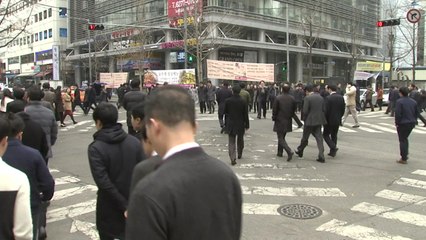 '최저임금 보도' 분석...재계 두둔? 갈등 부추기기? / YTN