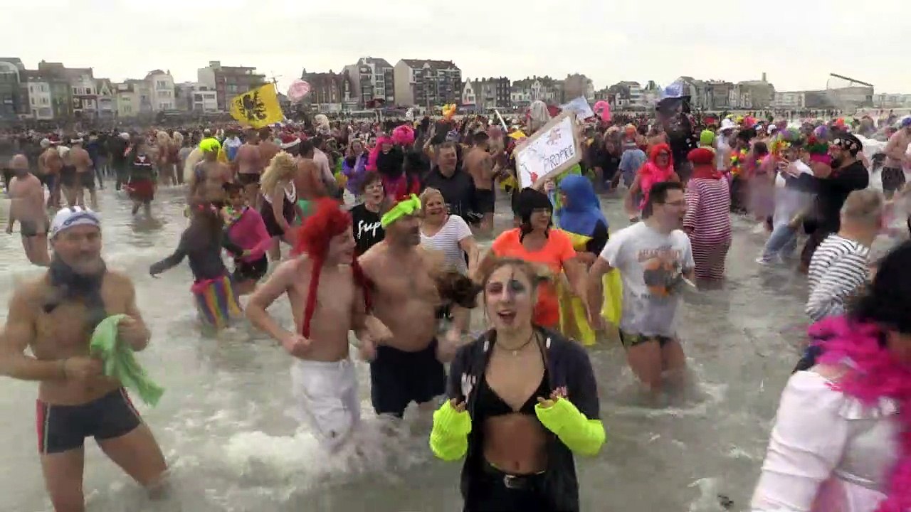 Dunkerque: 1.000 "givrés" dans la Mer du Nord pour débuter 2019