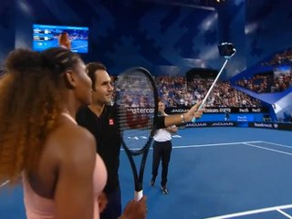 لقطة: تنس: فيديرر وسيرينا يأخذان سيلفي بعد أوّل مواجهة بينهما على الإطلاق