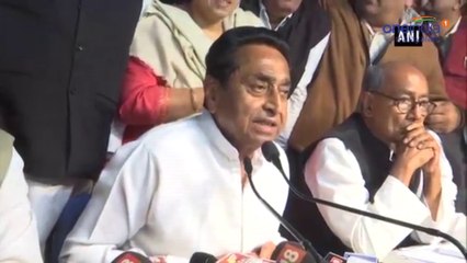 നിര്‍ബന്ധിത ദേശീയത വേണ്ടെന്ന് മധ്യപ്രദേശ് സര്‍ക്കാര്‍ | Oneindia Malayalam