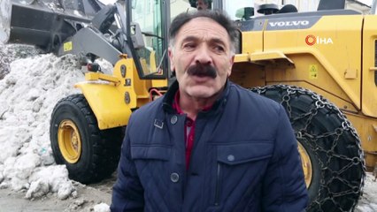 Varto Belediyesi'nden karla mücadele çalışması