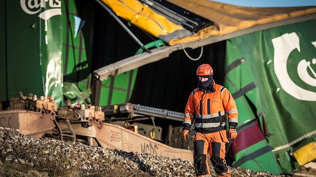 فيديو: ارتفاع حصيلة قتلى حادث قطار الدنمرك إلى ثمانية