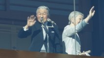 El emperador nipón Akihito desea un feliz año nuevo a los japoneses