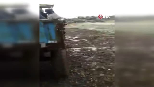 Yol Olmayınca, Cenaze Traktör Römorkunda Mezarlığa Götürüldü