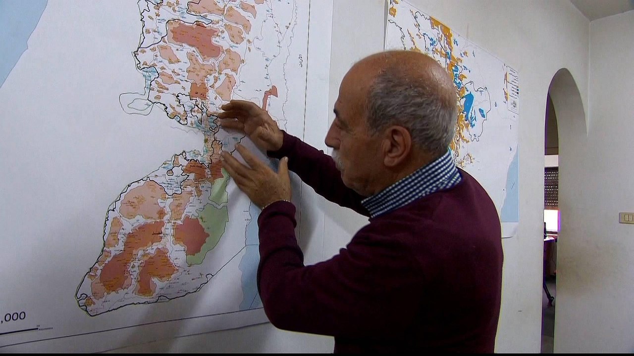 Israel PM urged to expand illegal settlements ahead of election