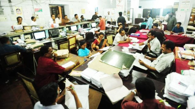 Modi Govt ने दिया Govt Employees को New Year Gift,4 हजार Employees का होगा Promotion |वनइंडिया हिंदी