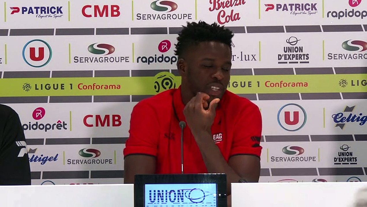 Retrouvez la présentation officielle de Papy Dj...