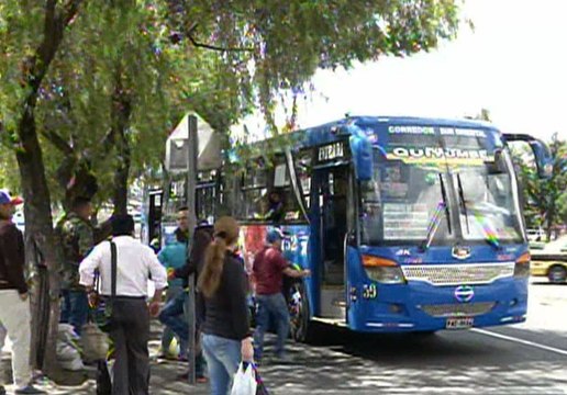 Casi linchan a dos presuntos asaltantes de nacionalidad venezolana en Quito