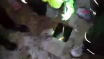 Van'da 20 Metrelik Su Kuyusuna Düşen Yavru Köpeği, Afad Ekipleri Kurtardı