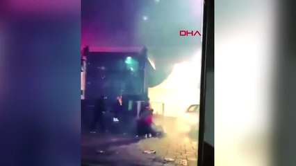 Dha Dış - Almanya'da Gözü Dönmüş Saldırganın Aracı ile Yayaların Arasına Daldığı O An Kamerada