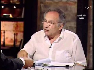 ممدوح حمزة يطالب بتطبيق قانون الغدر فوراً وهناك مطالب للثوار لم يرد عليها بعد