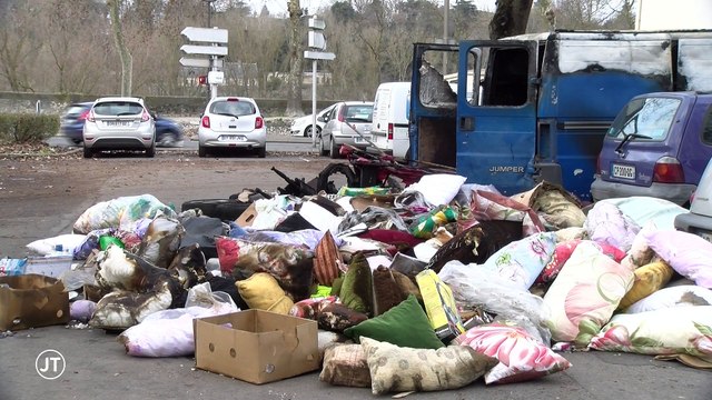 Le journal - 02/01/2019 - Tours-agglo: 11 Voitures brûlées pour le réveillon