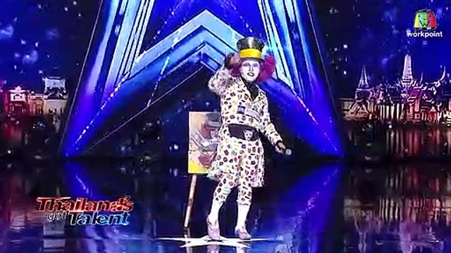 Mad Hatter Performs Magic With Judge on Thailand s Got Talent Magicians Got Talent