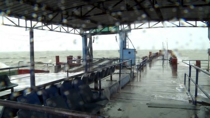 Cientos de turistas bloqueados en Tailandia por tormenta Pabuk