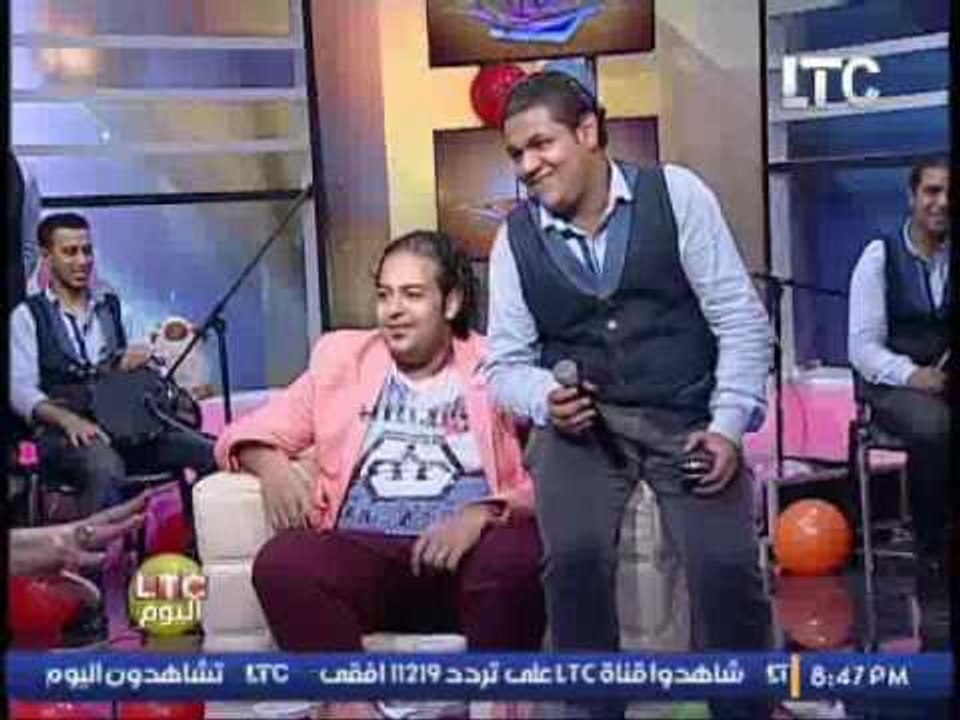 شاهد ... الغيطى يدخل فى نوبة من الضحك  مع المطرب اسماعيل الليثى بسبب !!