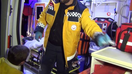 Takla atan otomobil su kanalına düştü: 3 yaralı