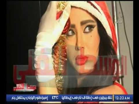 الوسط الفني يعرض جلسة تصوير للفنانة مروي بمناسبة الكريسماس وهجوم ناري لمذيع الوسط الفني عليها