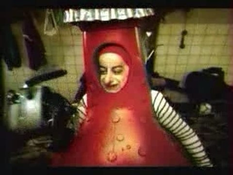 Pub Orangina rouge foot