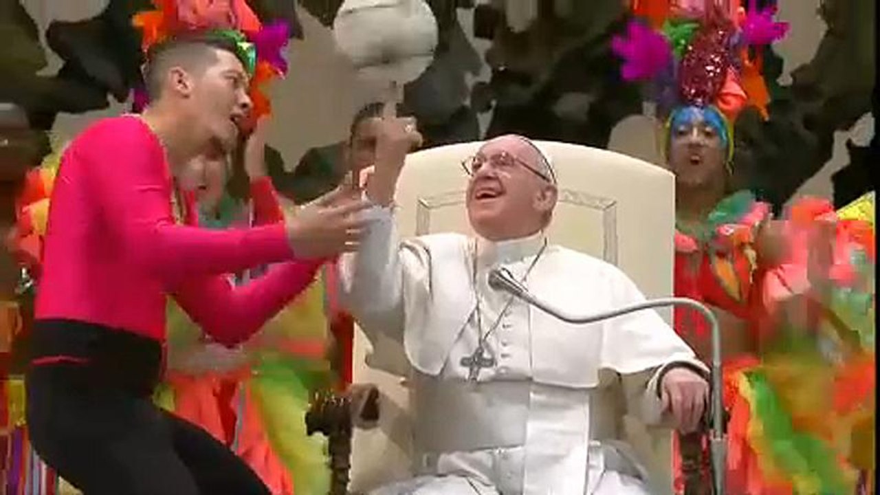 Zirkus für den Papst
