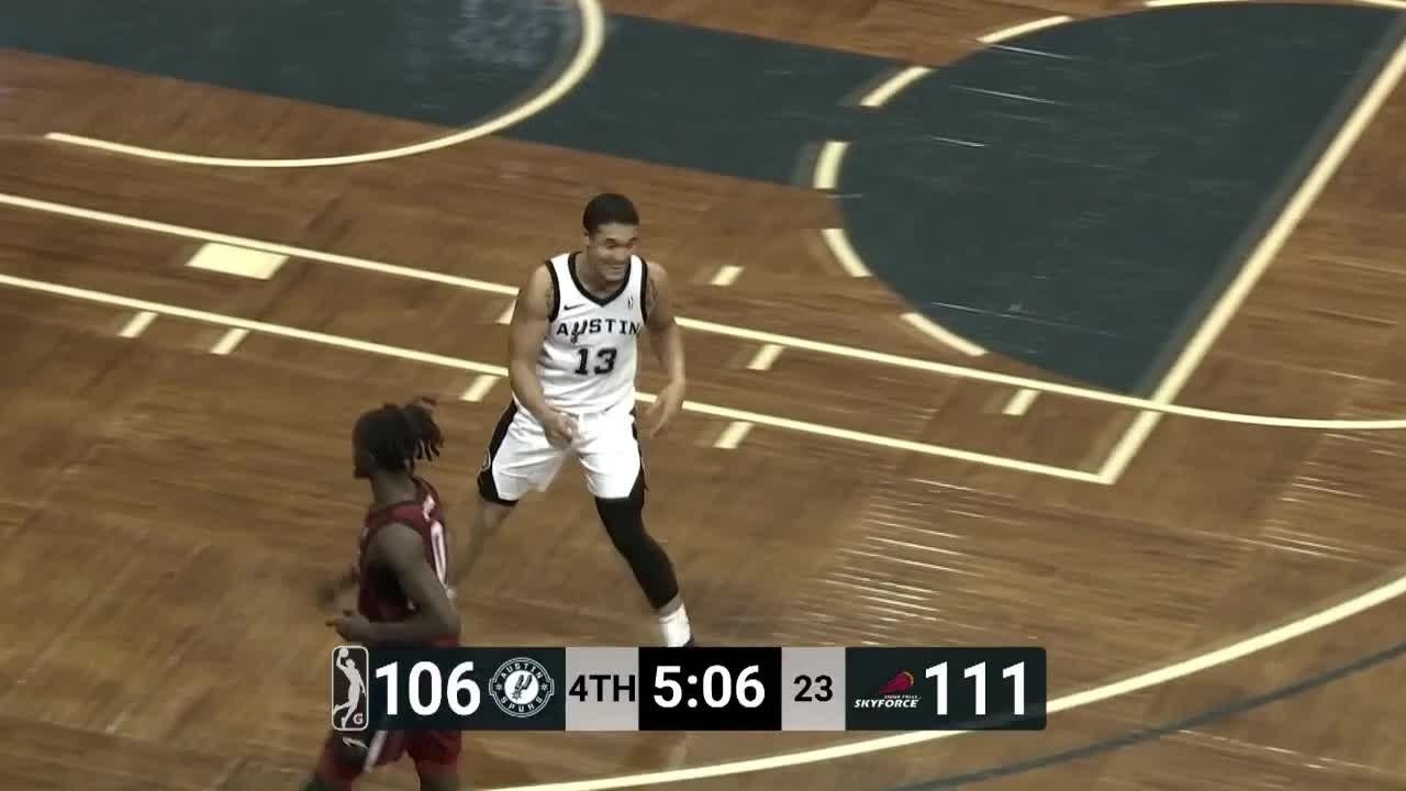Nick Johnson with the great play!