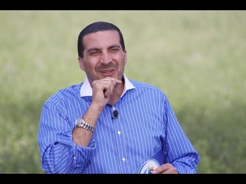 داعية سلفى يكشف حقيقة دعم الداعية عمرو خالد لــ جماعة الإخوان المسلمين