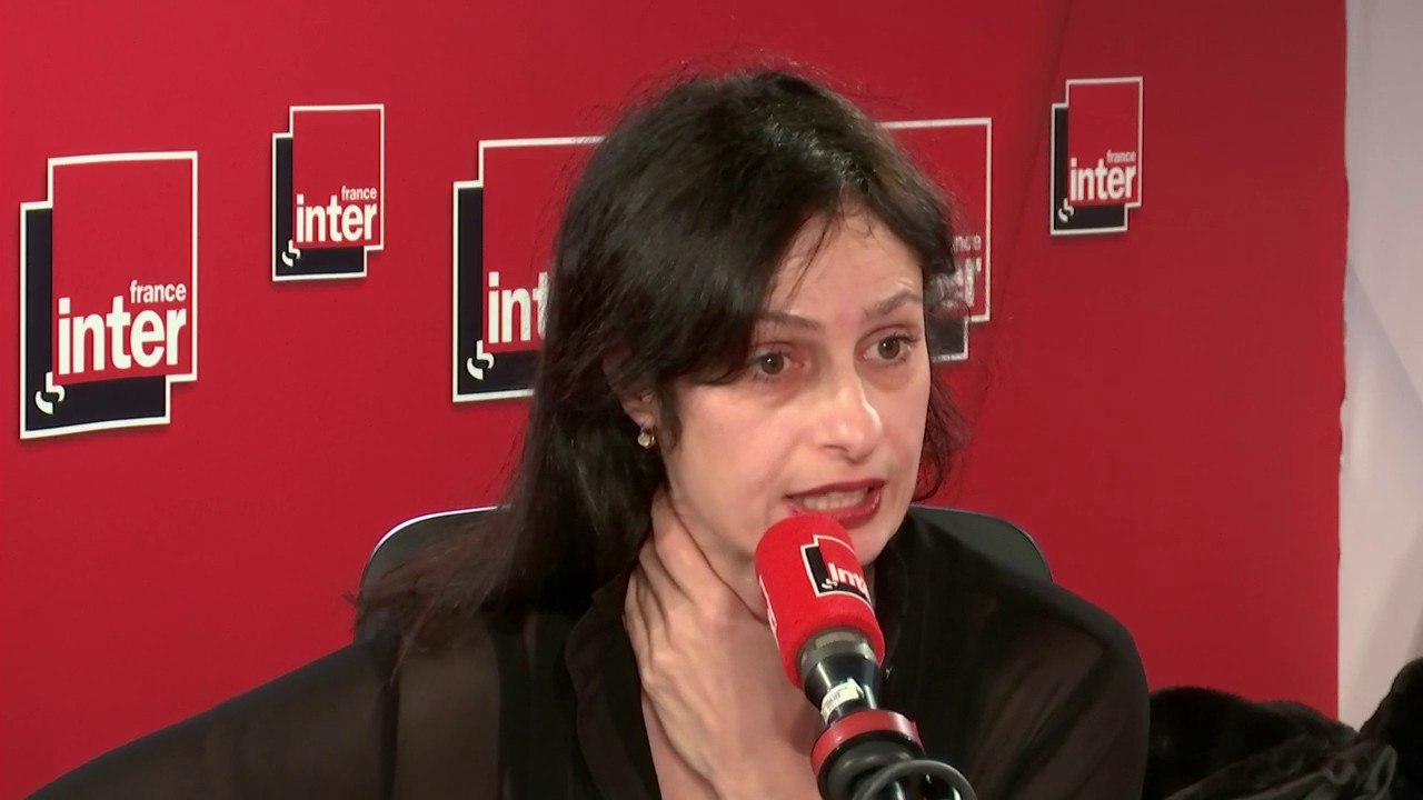 Nelly Kaprièlian, critique littéraire, à propos du nouveau roman de Michel Houellebecq "Sérotonine" : "Il a raté MeToo, c'est évident (...) Sa vision de la femme est un peu datée, c'est la seule réserve que j'ai [sur ce roman]"