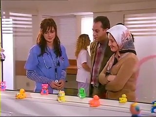 Ela, yeni doğan bebeği kurtarıyor - Doktorlar 2. Bölüm