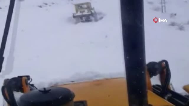 Yoğun Kar Yağışı Sonrası Kar Temizleme Çalışmaları Başladı