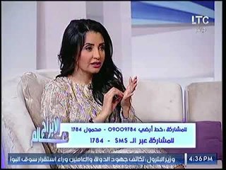 جني عطايا تكتب على يدها بأصابعها لتفسر معان الأبراج .. وتفاجئ المتصلة بالتفسير!