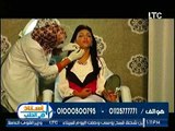 برنامج أستاذ قي الطب | د. ولاء أبو الحجاج تعالج خطوط الرقبة والبشرة على نفسها على الهواء 17-9-2017