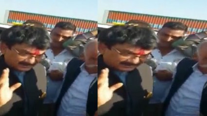 Kamal Nath के Minister Mahendra Singh Sisodia ने Officers को दी लात मारने की धमकी | वनइंडिया हिंदी