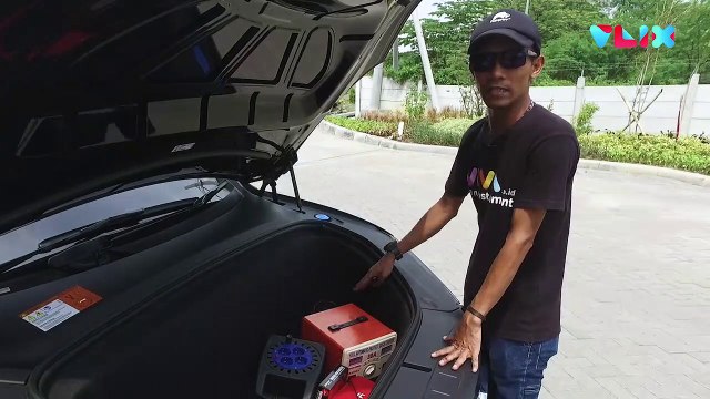 Pertama Kali, Jajal Mobil Listrik Tesla di Tol Trans Jawa