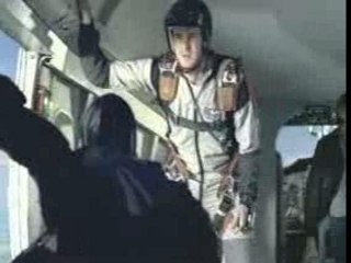 Pub-bud-light-parachute