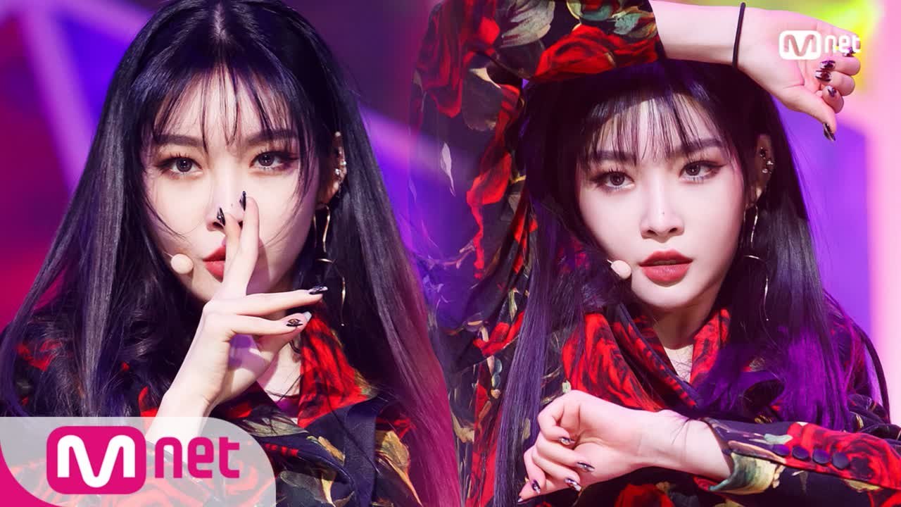 ′최초공개′ 도발적 신데렐라 ′청하′의 ′벌써 12시′ 무대