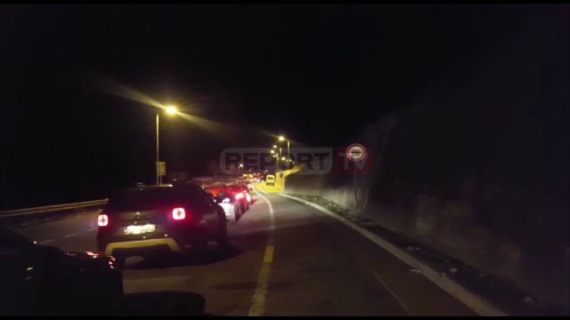 Report Tv-Vijon largimi i emigrantëve pas festave, fluks në doganat me Greqinë